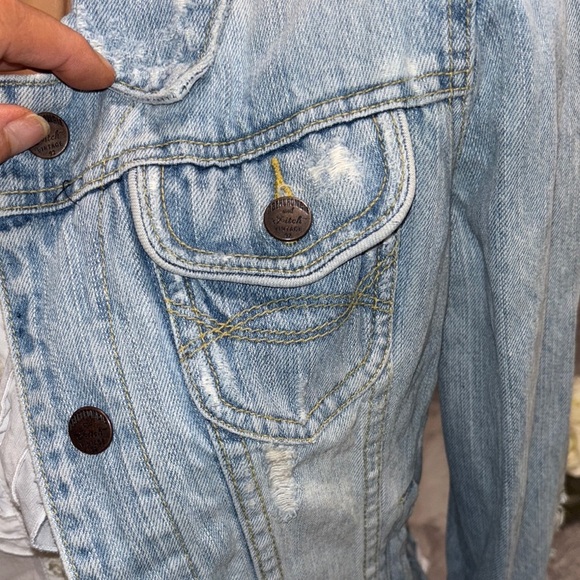 Y2K vintage Abercrombie & Fitch trucker distressed Light Blue Denim Jacket - Picture 7 of 15